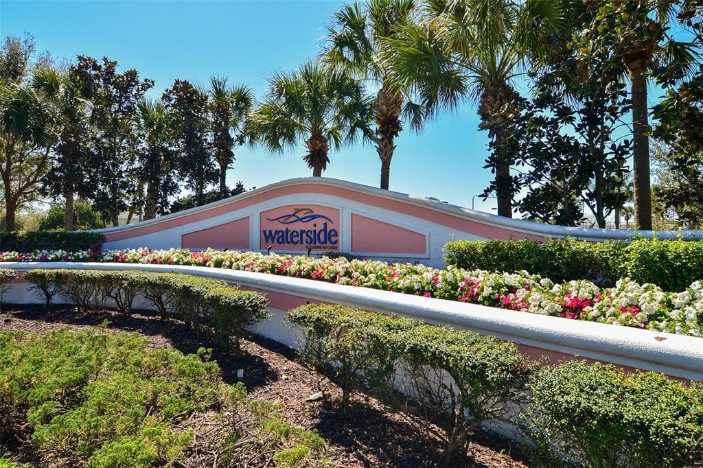 5023 STARFISH DRIVE SE UNIT B ST PETERSBURG, FL 33705