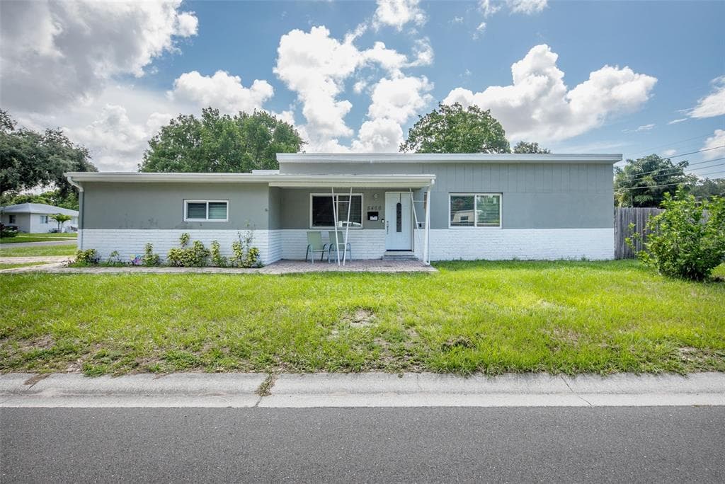5466 8TH AVENUE N ST PETERSBURG, FL 33710