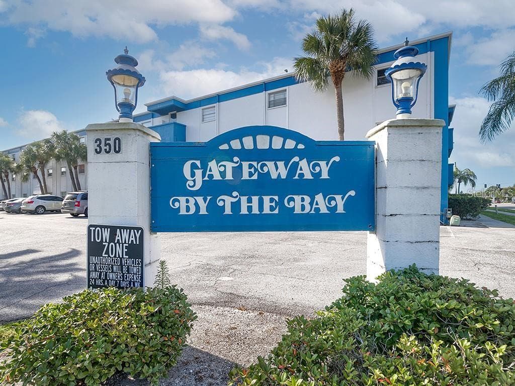 350 79TH AVENUE N UNIT 222 ST PETERSBURG, FL 33702