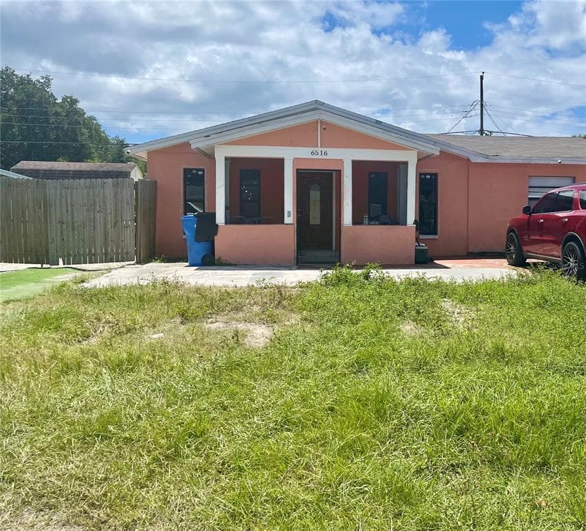 6516 W CLIFTON STREET TAMPA, FL 33634