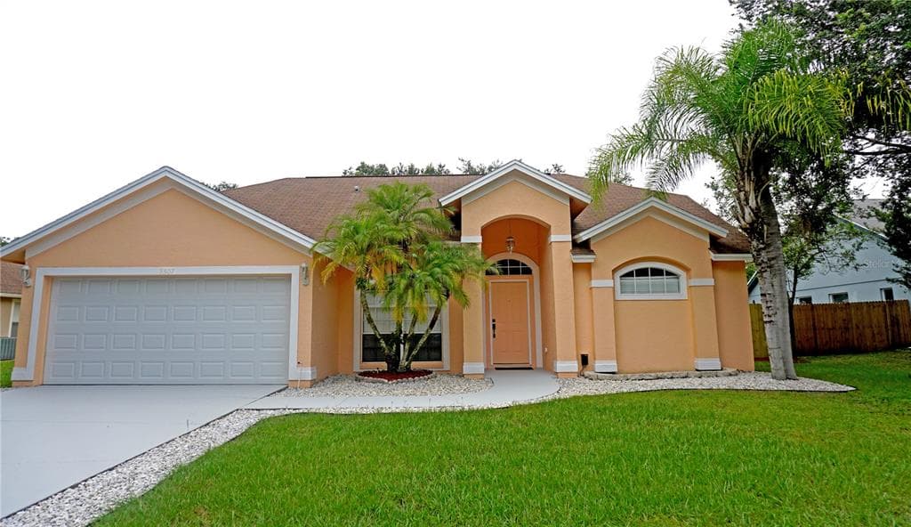 9507 GLENPOINTE DRIVE RIVERVIEW, FL 33569