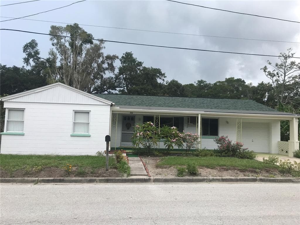 822 HOWARD STREET CLEARWATER, FL 33756