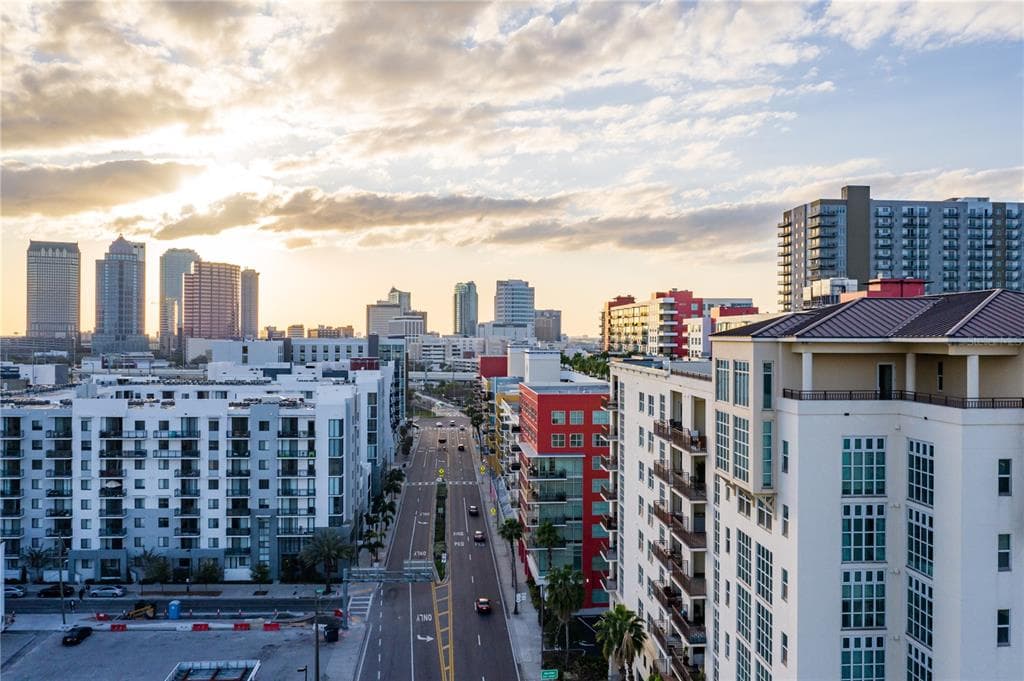 1208 E KENNEDY BOULEVARD UNIT 1217 TAMPA, FL 33602