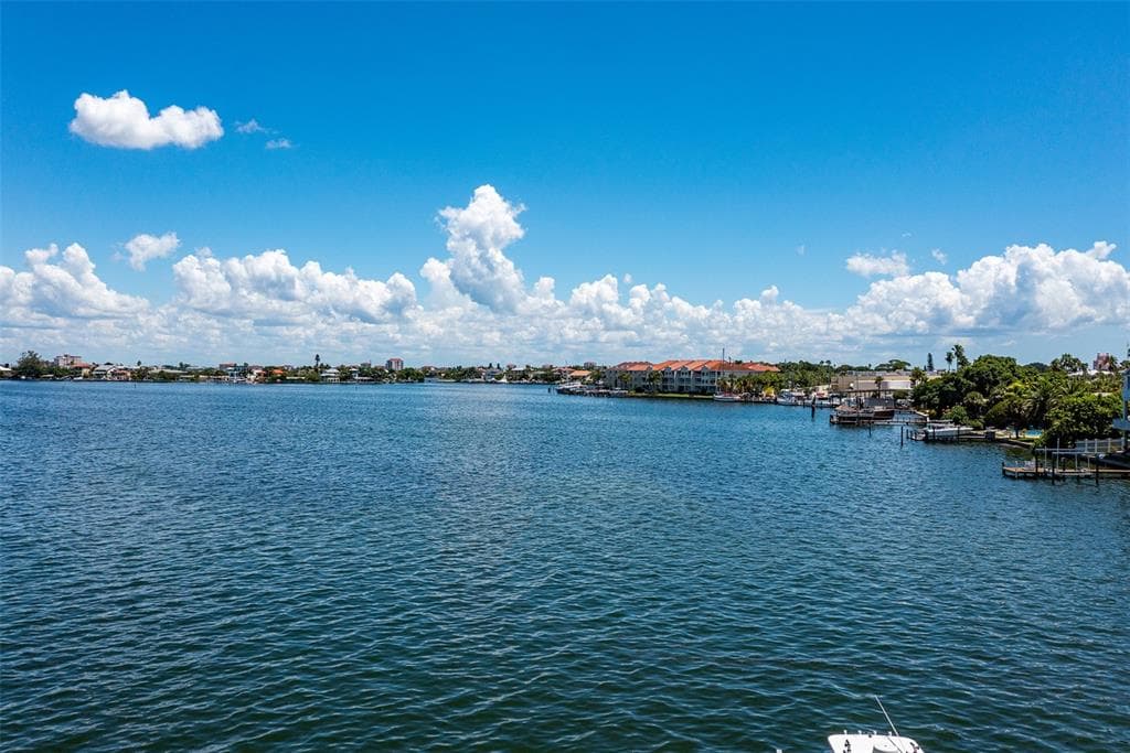115 PUNTA VISTA DRIVE ST PETE BEACH, FL 33706