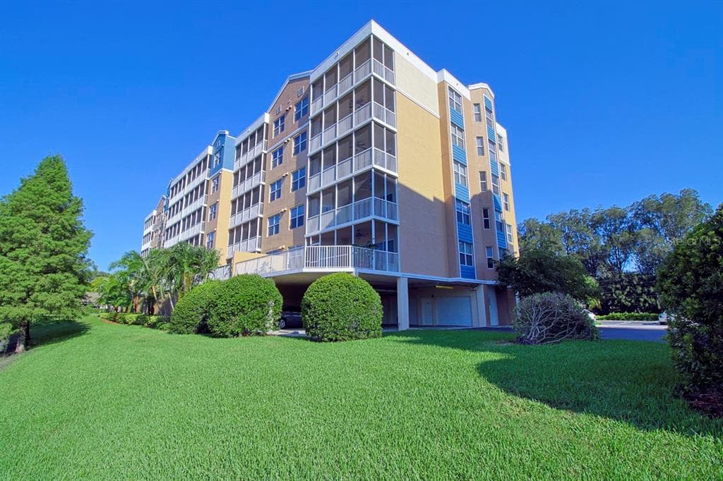 960 STARKEY ROAD UNIT 10208 LARGO, FL 33771