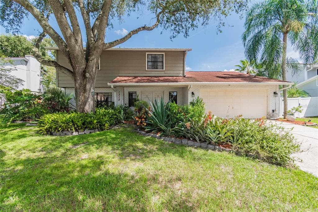 1312 CORNER OAKS DRIVE BRANDON, FL 33510
