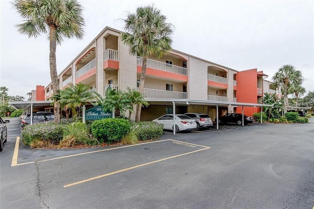 215 VALENCIA BOULEVARD UNIT 314 BELLEAIR BLUFFS, FL 33770