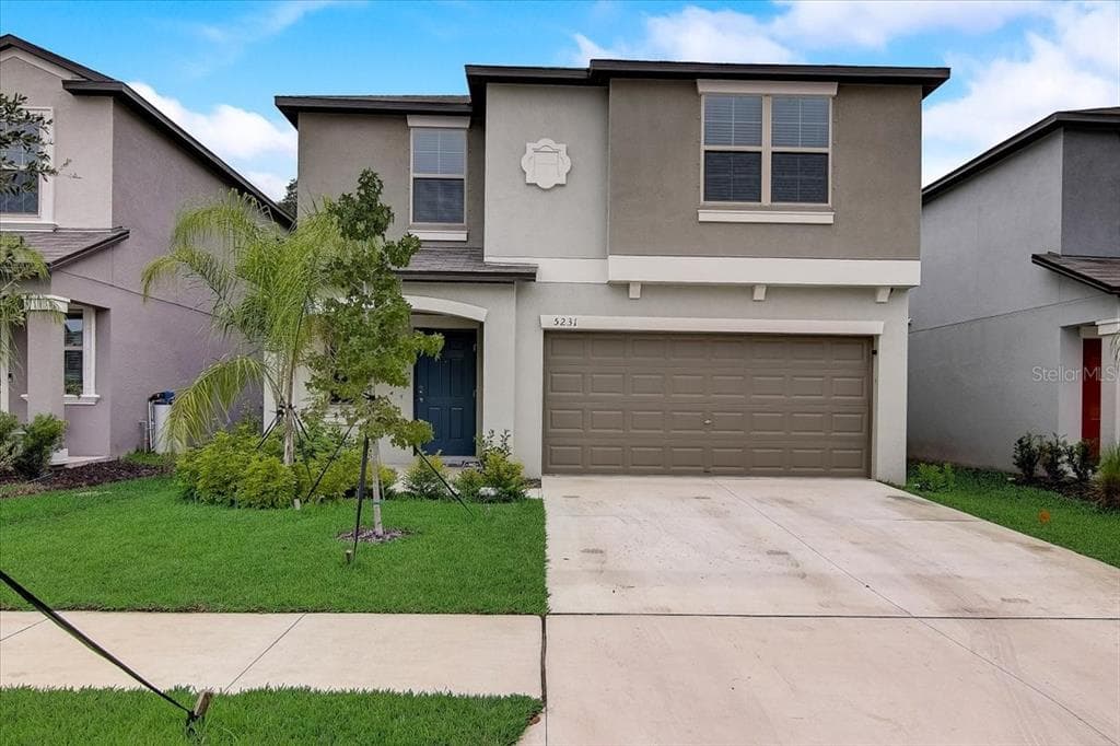 5231 WHITE CHICORY DRIVE