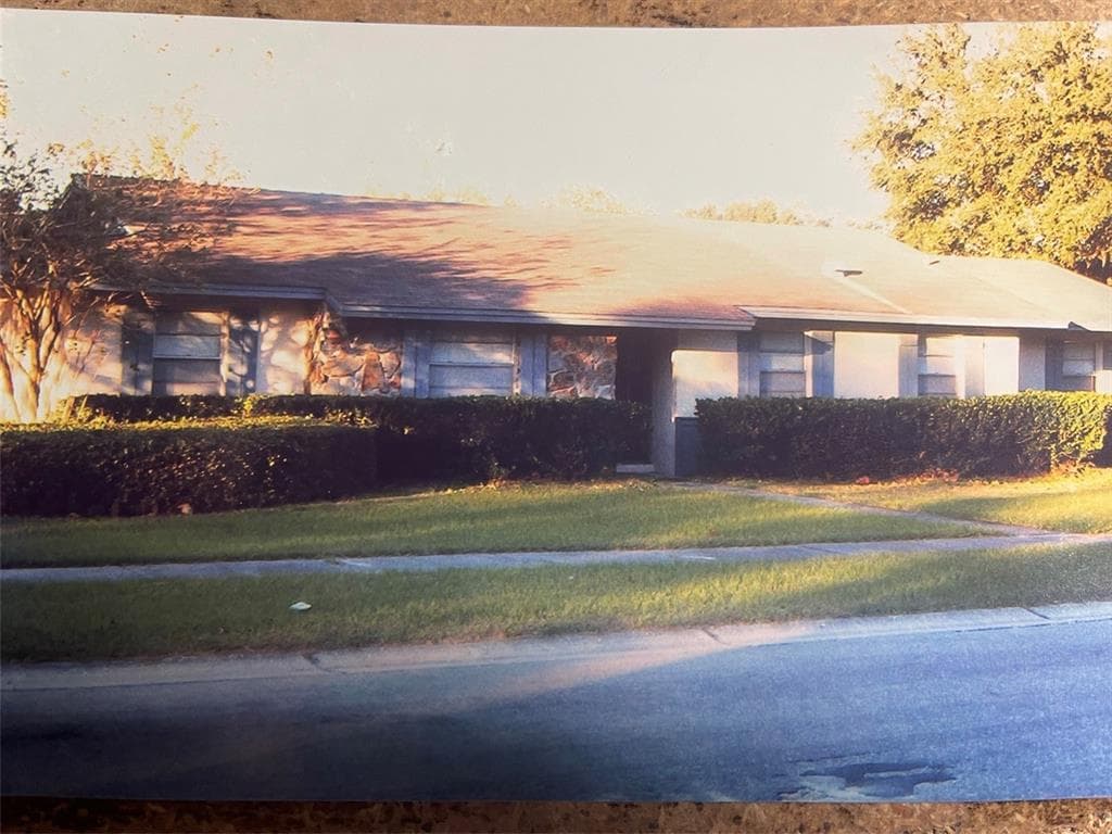 607 ROLLINGWOOD LANE VALRICO, FL 33594
