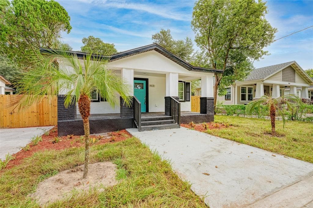 912 E NORFOLK STREET TAMPA, FL 33604