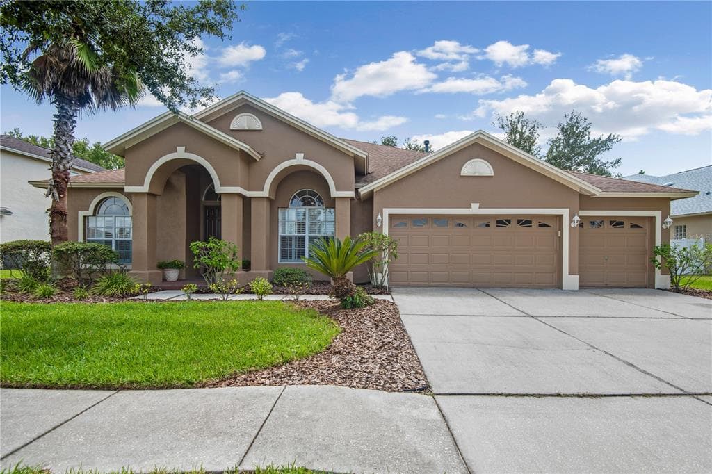 8321 GOLDEN PRAIRIE DRIVE TAMPA, FL 33647