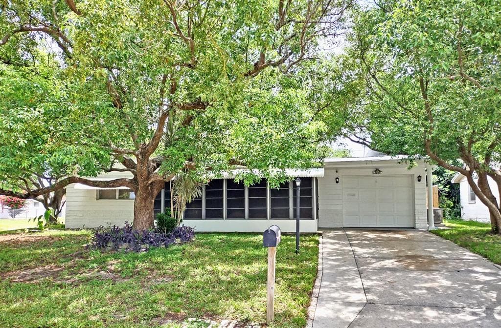 3706 LINKWOOD STREET NEW PORT RICHEY, FL 34652