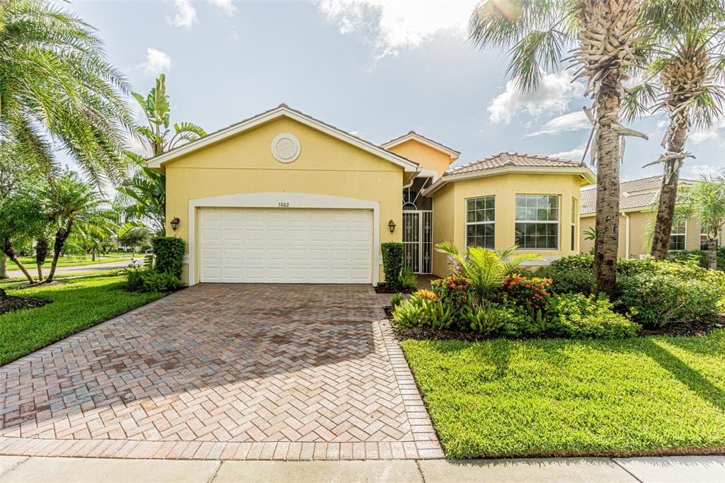 5002 CRYSTAL BEACH DRIVE WIMAUMA, FL 33598