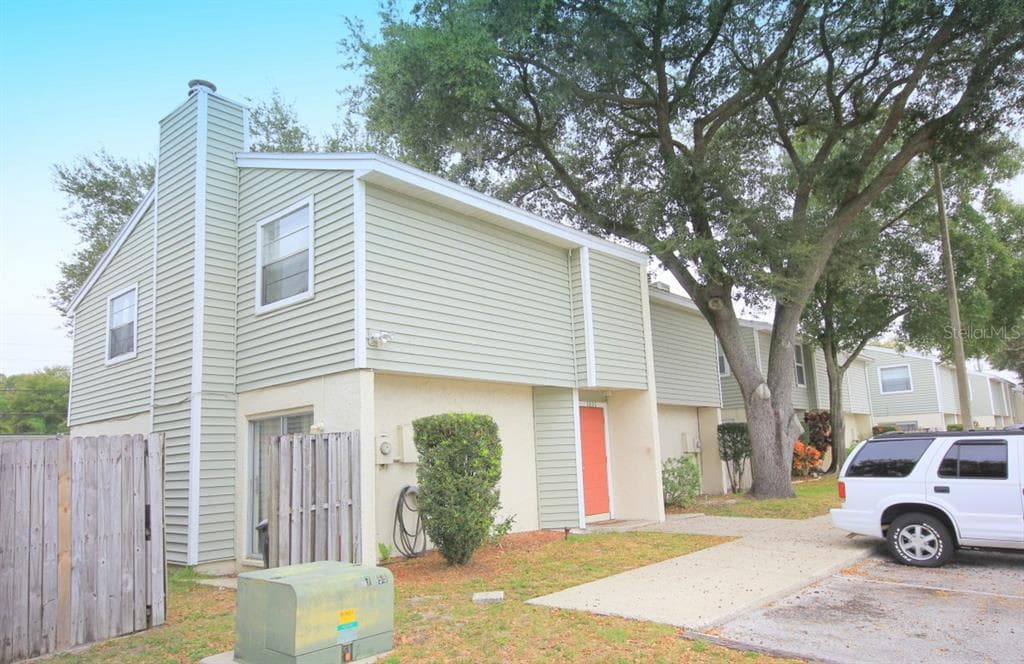 11806 N ARMENIA AVENUE TAMPA, FL 33612