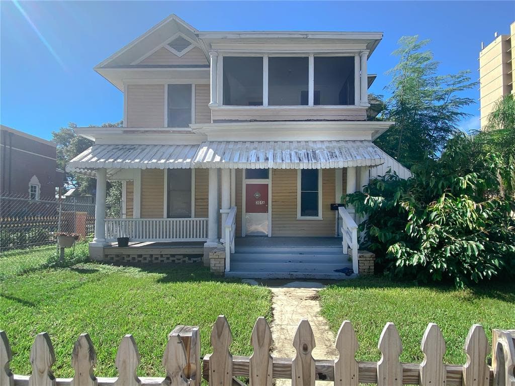 301 E PALM AVENUE TAMPA, FL 33602