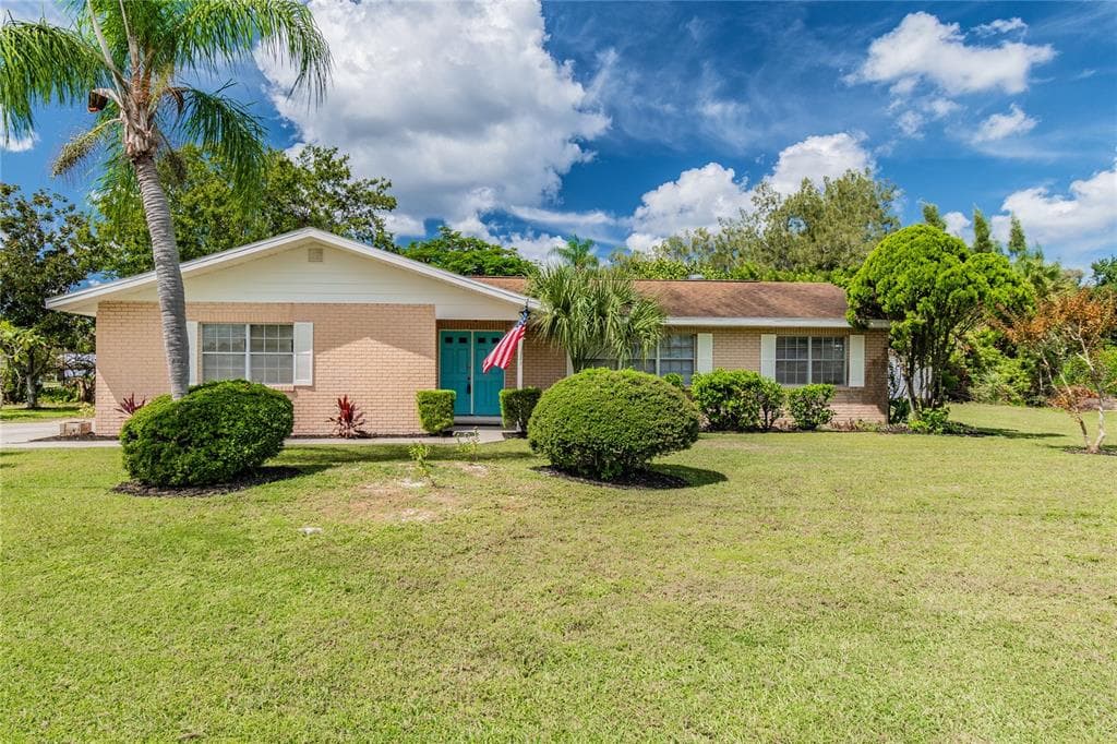 801 WHITE HERON BOULEVARD