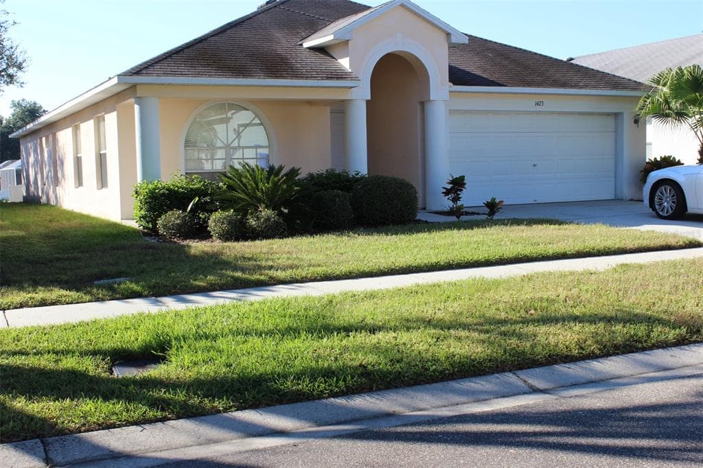 1423 SADDLE GOLD COURT
