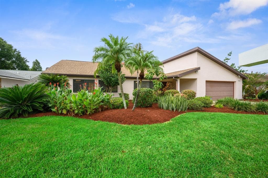 13606 PUB PLACE