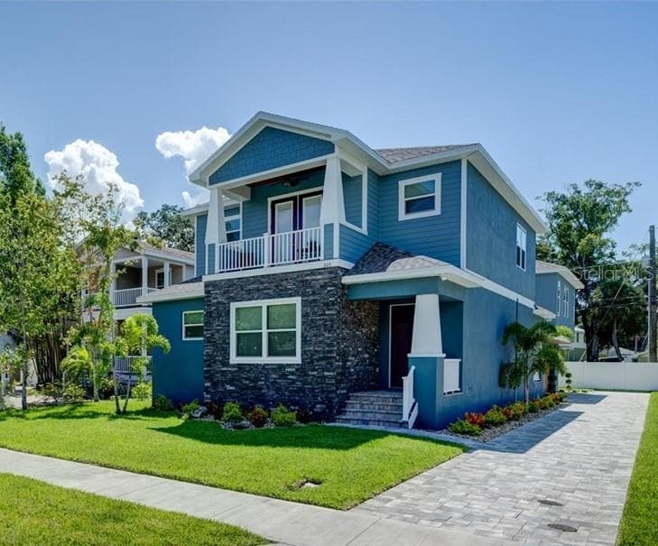 305 PARK BOULEVARD OLDSMAR, FL 34677