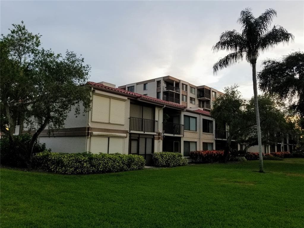 6219 PALMA DEL MAR BOULEVARD S UNIT 212 ST PETERSBURG, FL 33715
