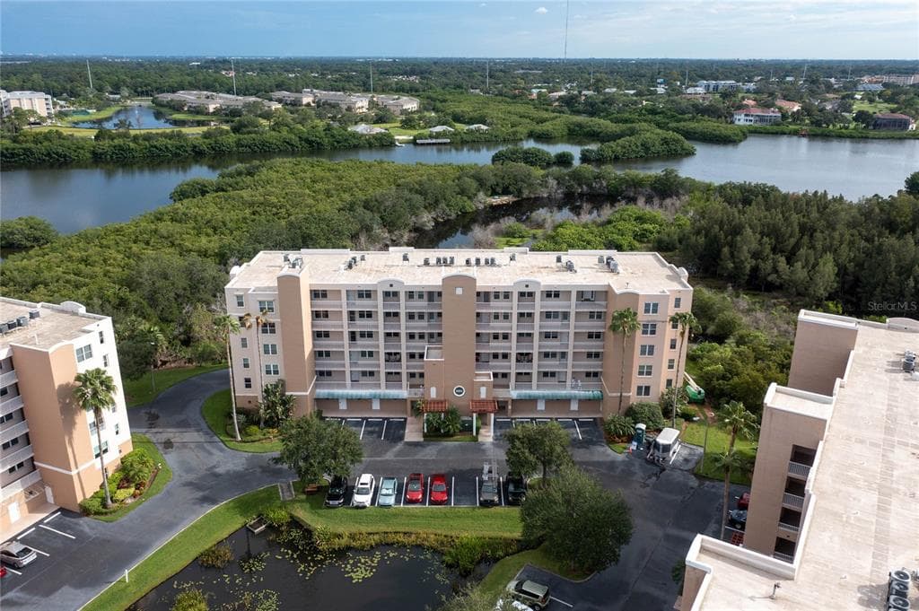 6550 SHORELINE DRIVE UNIT 7406 ST PETERSBURG, FL 33708