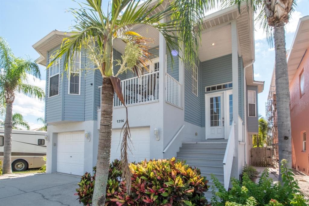 1316 APOLLO BEACH BOULEVARD S UNIT S APOLLO BEACH, FL 33572