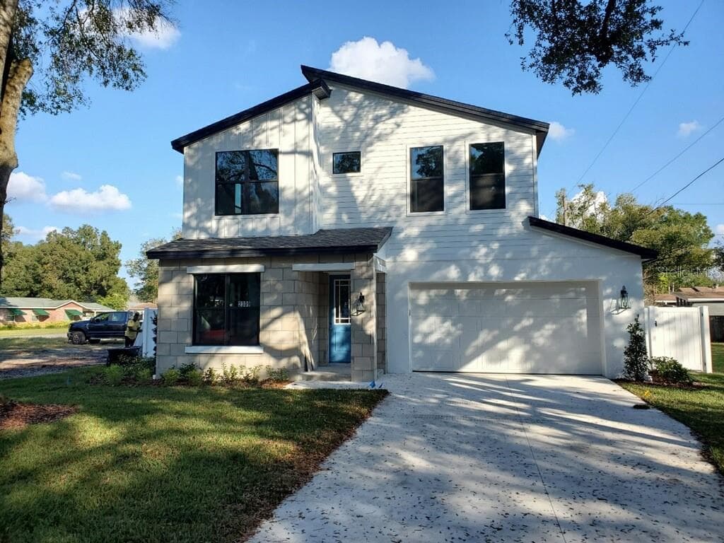 2309 N ELCOE DRIVE