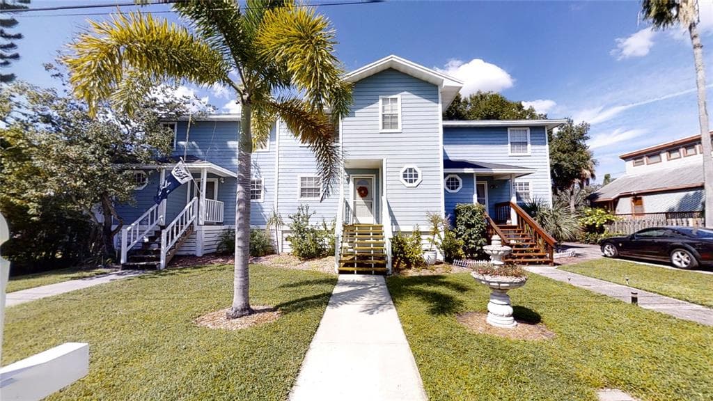 4821 W FLAMINGO ROAD UNIT B TAMPA, FL 33611