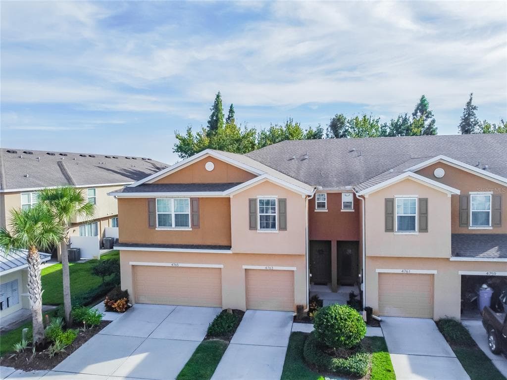 4763 WHITE SANDERLING COURT