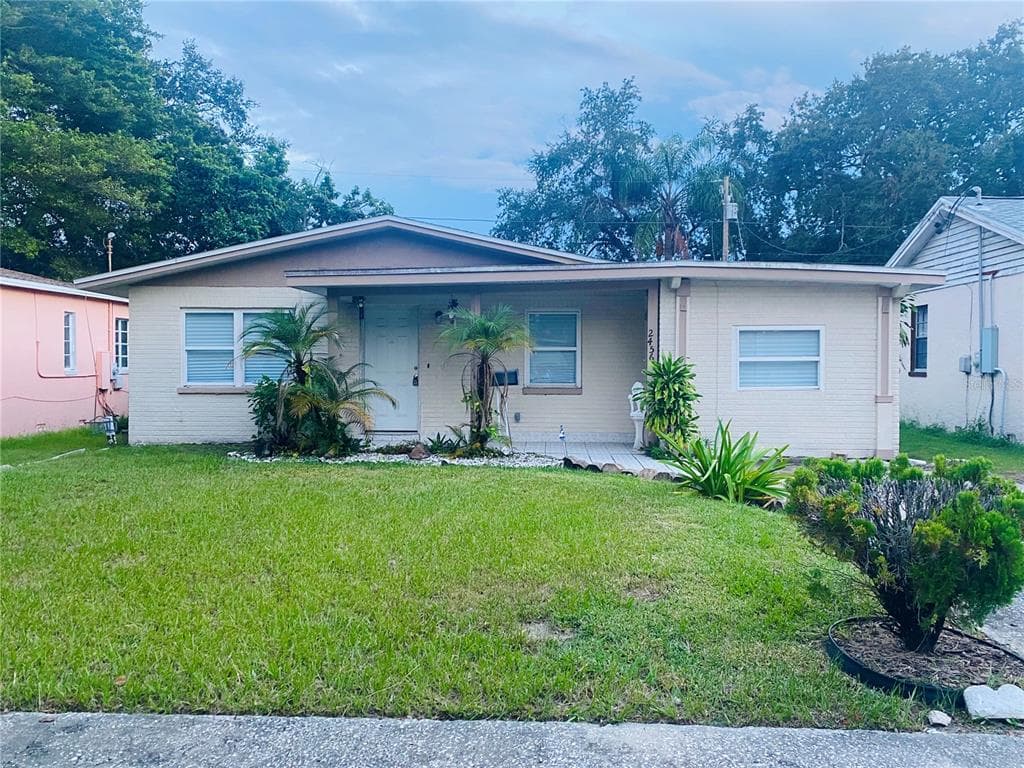 2456 MELROSE AVENUE S ST PETERSBURG, FL 33712