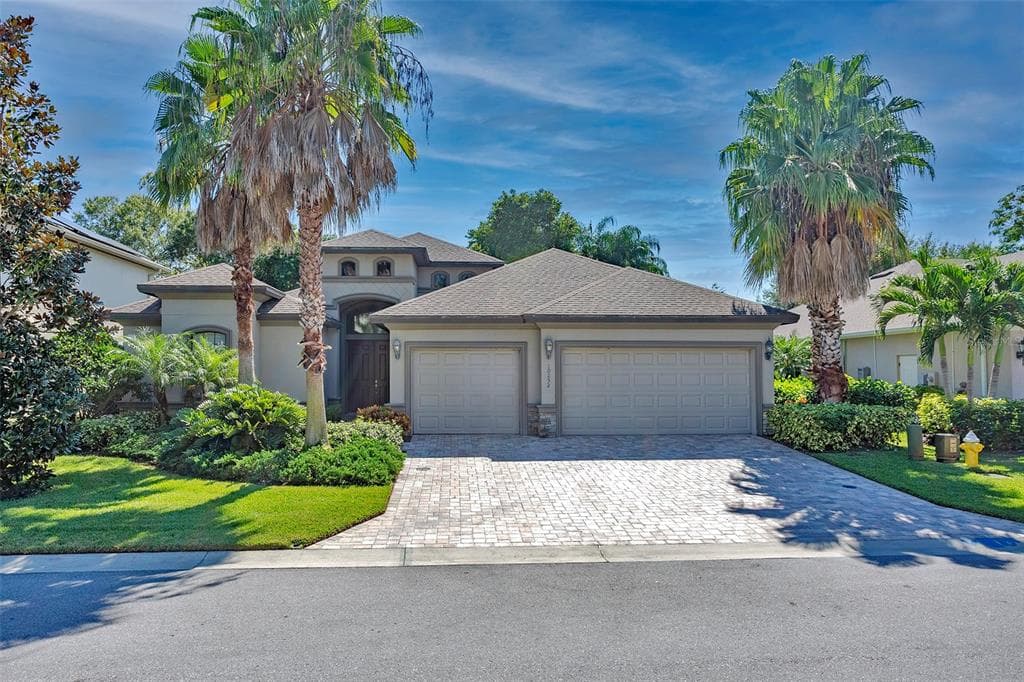 10252 BLOSSOM TRAIL