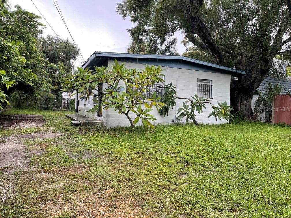1903 W NASSAU STREET TAMPA, FL 33607