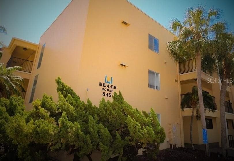 845 S GULFVIEW BOULEVARD UNIT 110 CLEARWATER, FL 33767
