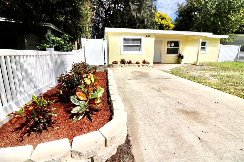 6145 VERMONT AVENUE NEW PORT RICHEY, FL 34653
