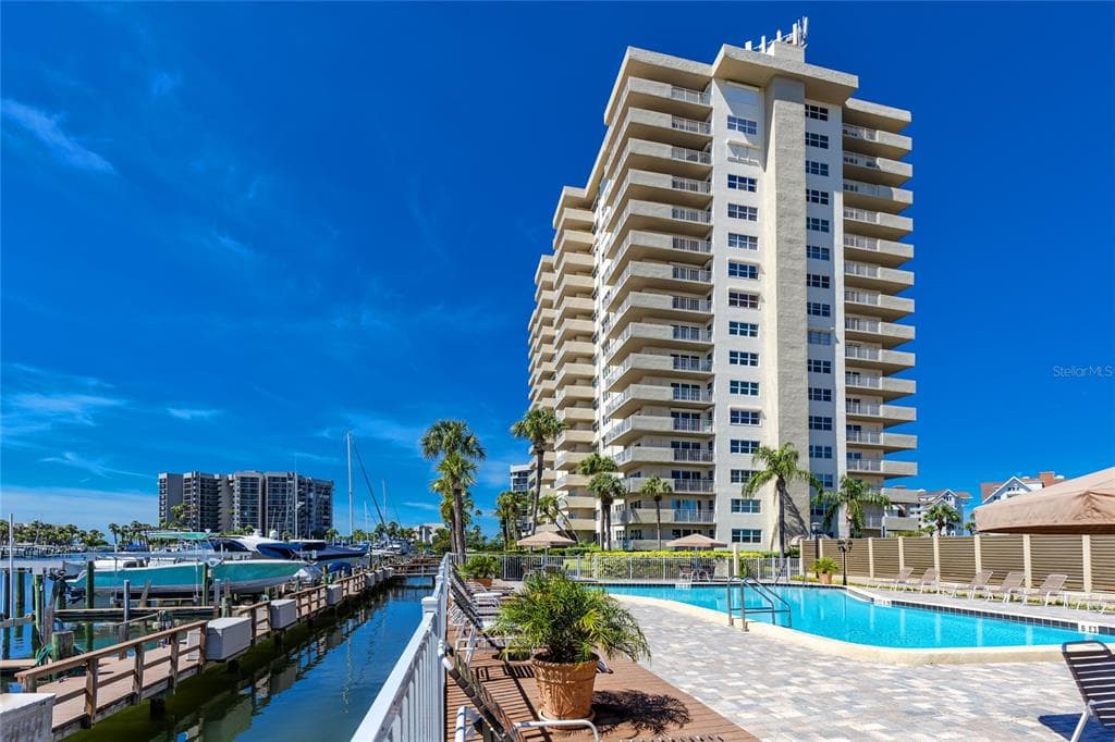 1621 GULF BOULEVARD UNIT 408