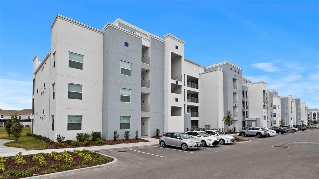 3191 PARADOX CIRCLE UNIT 405 KISSIMMEE, FL 34746