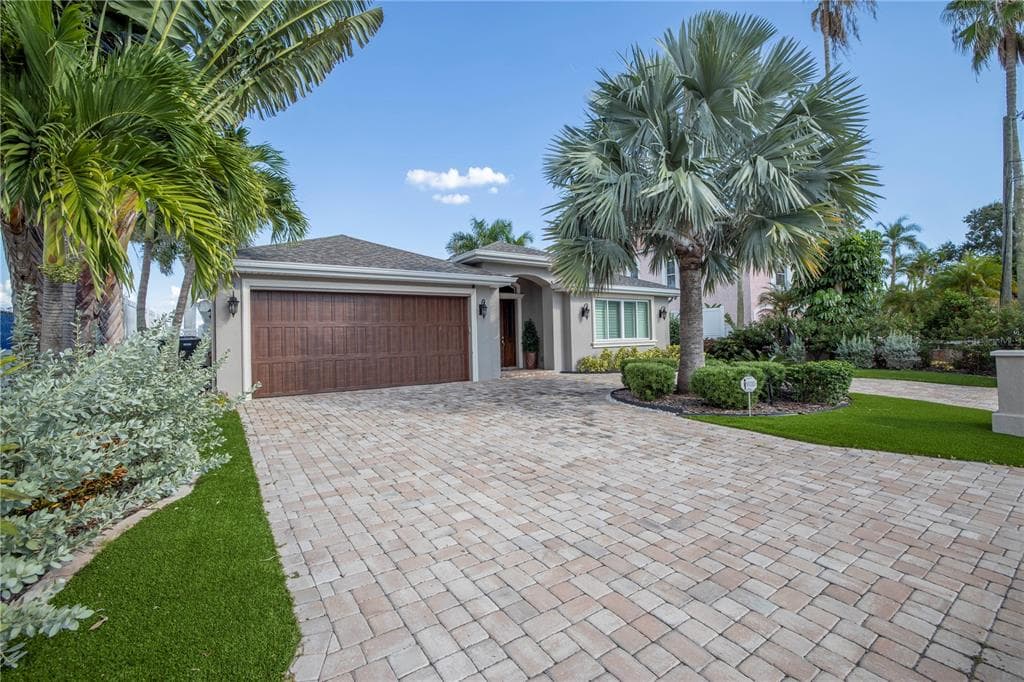 4515 PLAZA WAY ST PETE BEACH, FL 33706