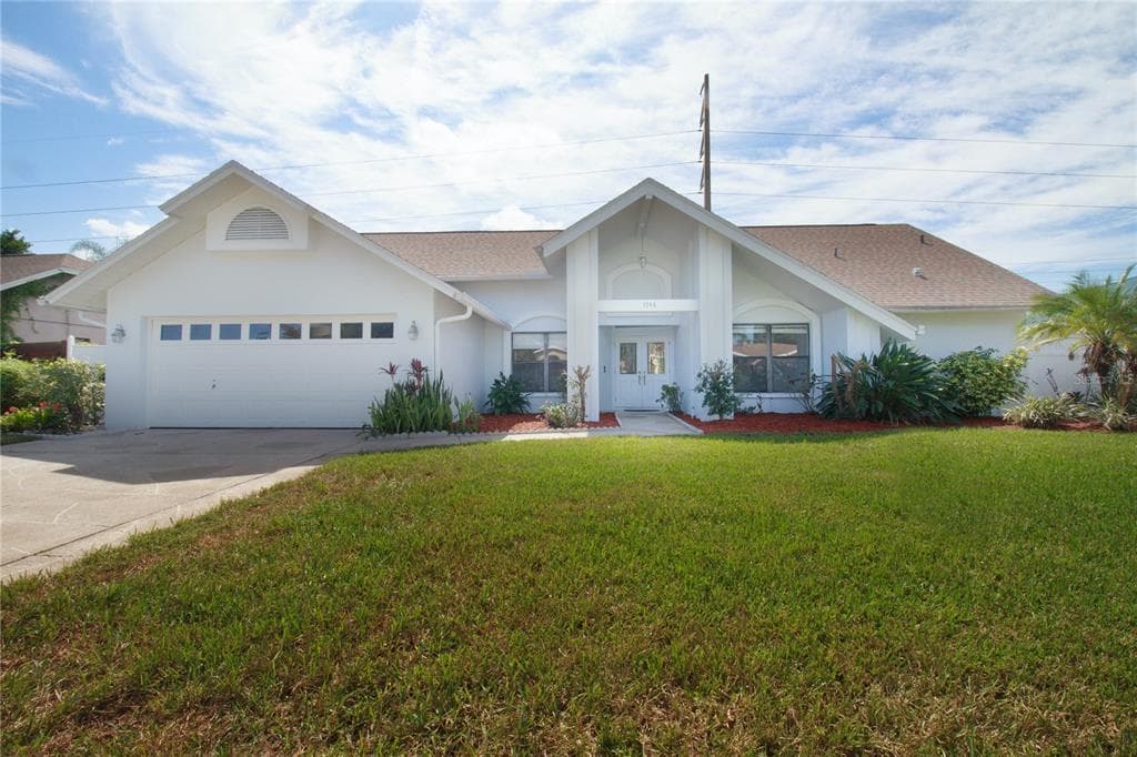 1746 PEBBLE HILL COURT