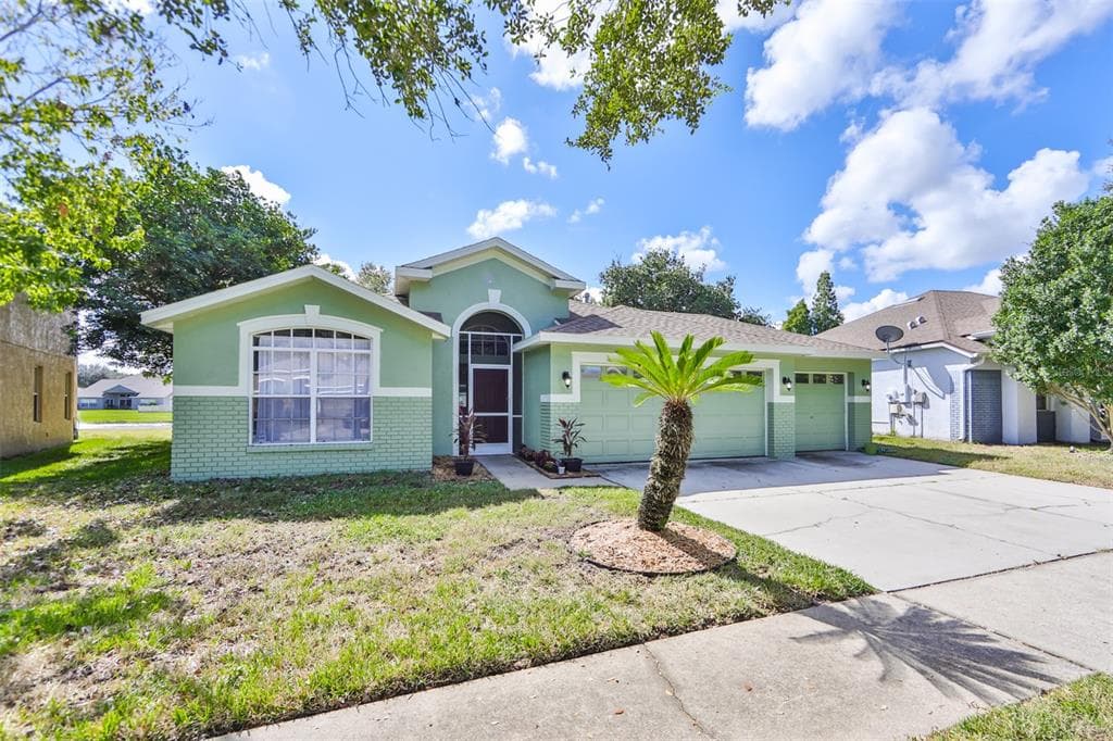7606 NOTTINGHILL SKY DRIVE APOLLO BEACH, FL 33572