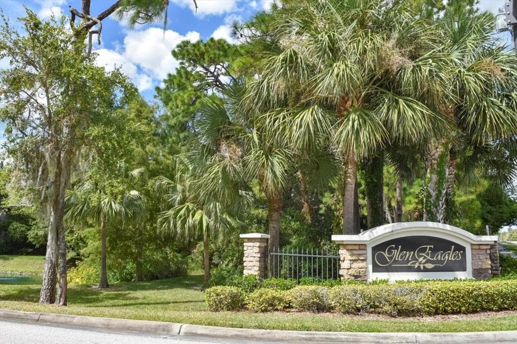 1205 LENNOX ROAD E UNIT 1205 PALM HARBOR, FL 34683