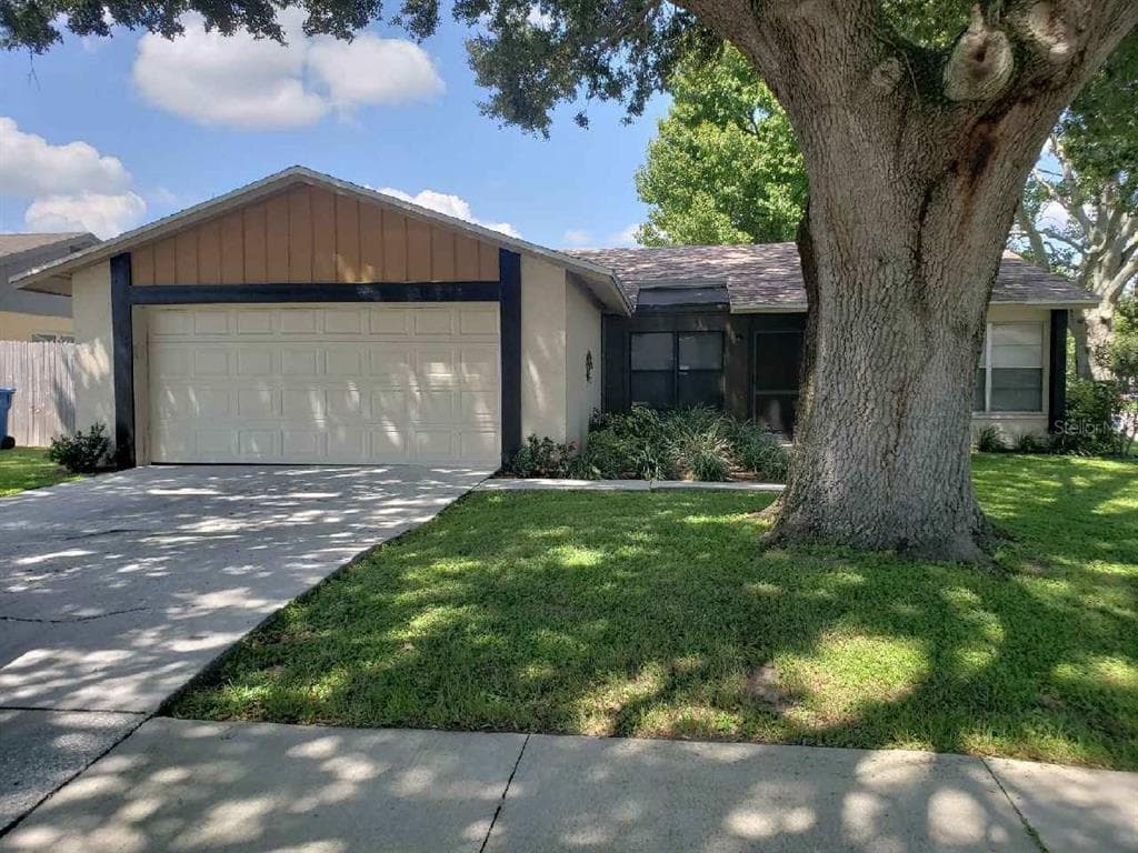 1831 CRAVEN DRIVE SEFFNER, FL 33584