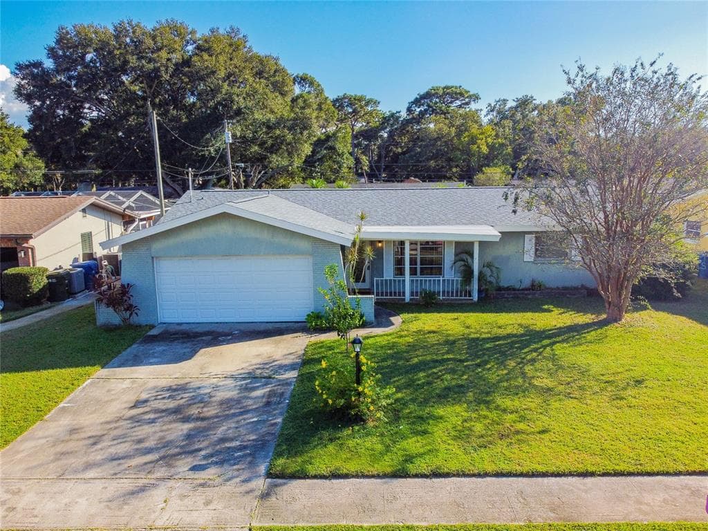 1731 IDLE DRIVE NE CLEARWATER, FL 33756