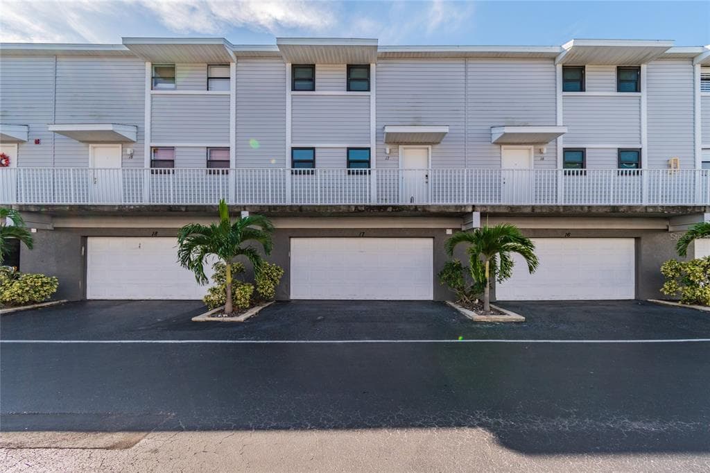 19823 GULF BOULEVARD UNIT 17