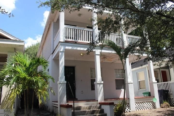 1927 W CHESTNUT STREET TAMPA, FL 33607