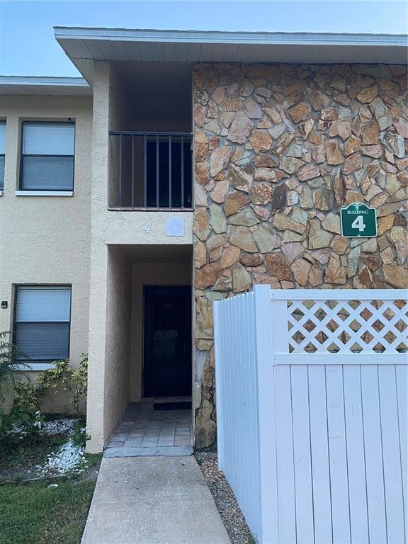 6301 58TH STREET N UNIT 402 PINELLAS PARK, FL 33781