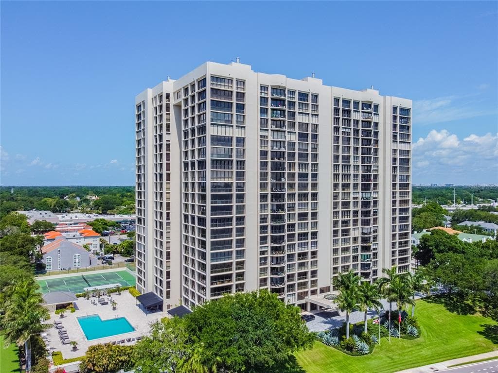 3301 BAYSHORE BOULEVARD UNIT 1110A TAMPA, FL 33629