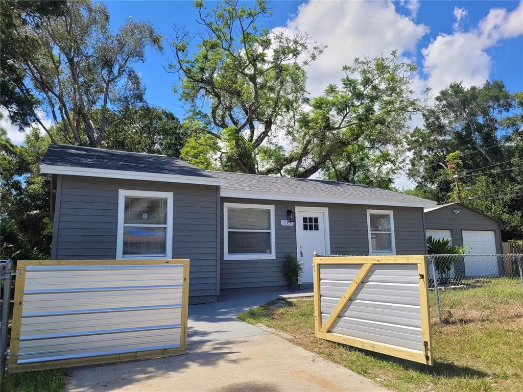 845 46TH STREET S ST PETERSBURG, FL 33711