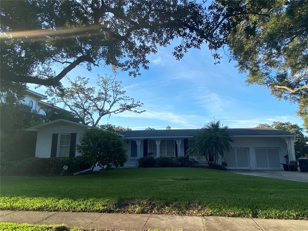 4306 W BARCELONA STREET TAMPA, FL 33629