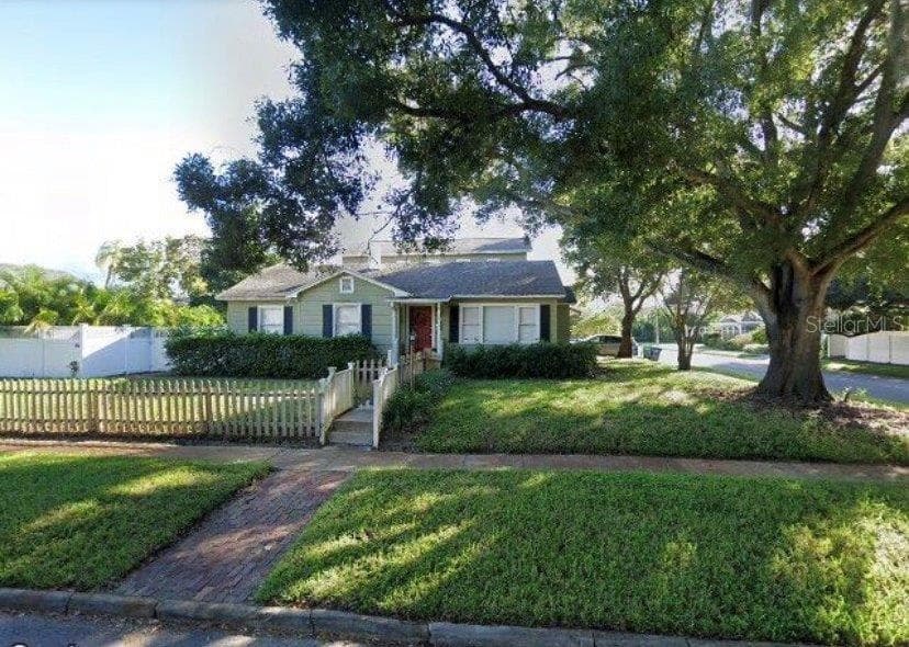 3824 W SAN JUAN STREET TAMPA, FL 33629