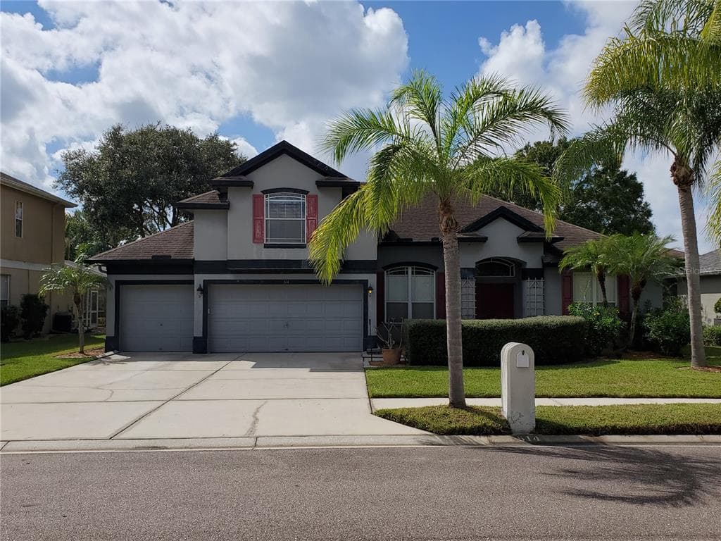 514 CYPRESS BEND